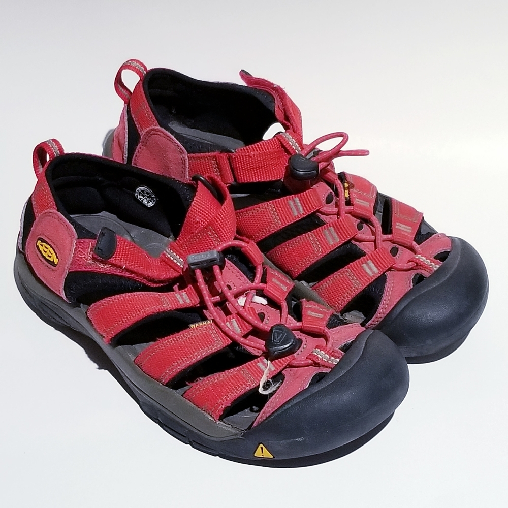 Keen Size 6.5 Red Whisper Sandal Adventure Hiking